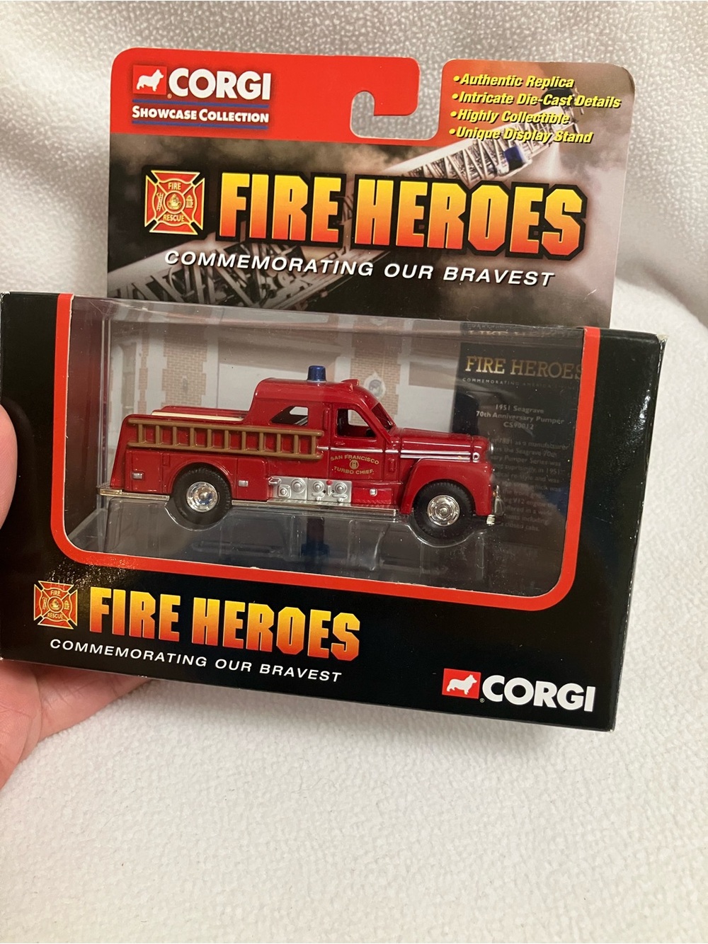 Corgi Fire Heroes 1951 Seagrave Sedan Pumper Truck San Francisco die-cast NIB